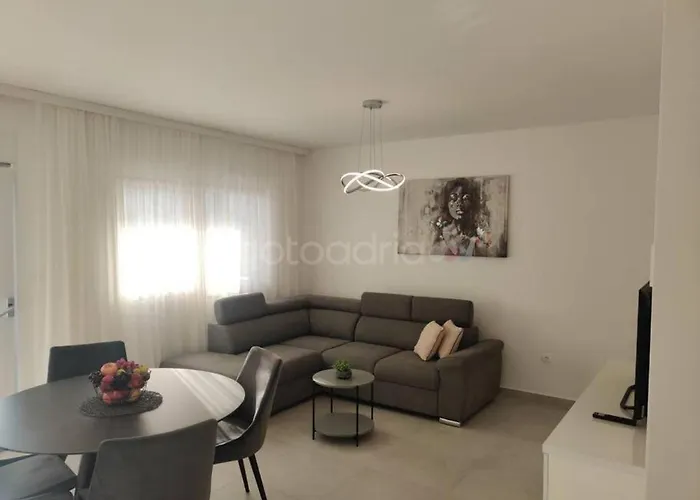 Luxury Mata Lejlighed